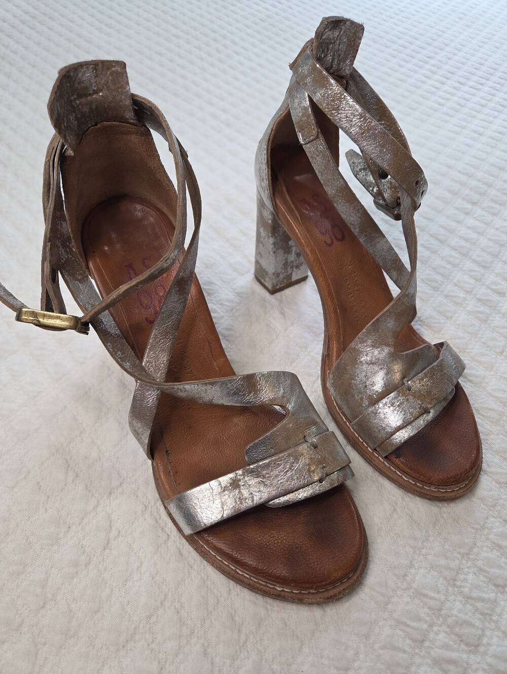 a.s. 98 Airstep Strappy Block Heel Sandals  Size 39 Distressed Silver Leather